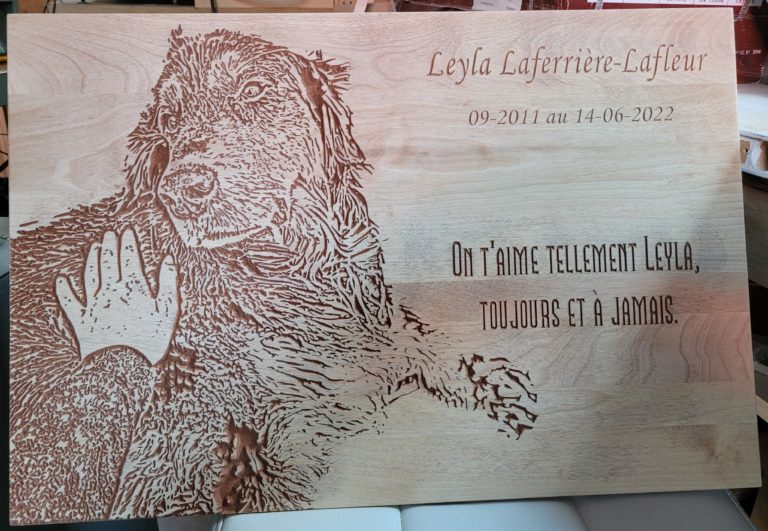 ENGRAVING DOG