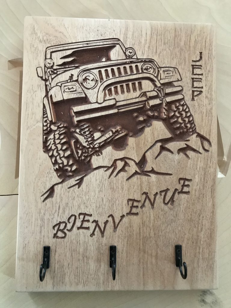 PORTE CLÉ BOIS JEEP-min
